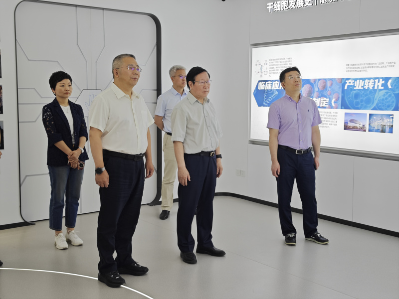 1750036928550544z1Cx.jpg 4cd66334d6e46f574c1b631941961e1.jpg